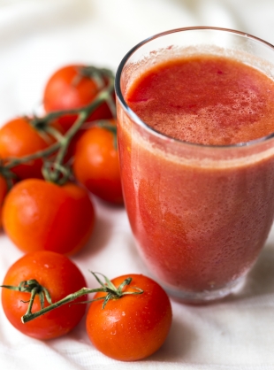 Учёные доказали, что томатный сок снижает "плохой" холестерин