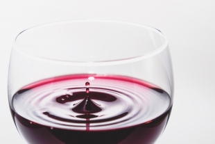 Учёные попробовали на вкус алкоголь, которому 2300 лет