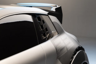 Nissan показала концепт «горячего» хэтча с электрической трансмиссией